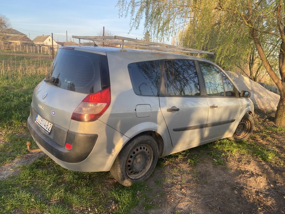 Renault Grand Scenic 2005 розмитнений