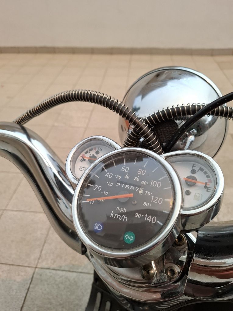 Moto sucter Zenn