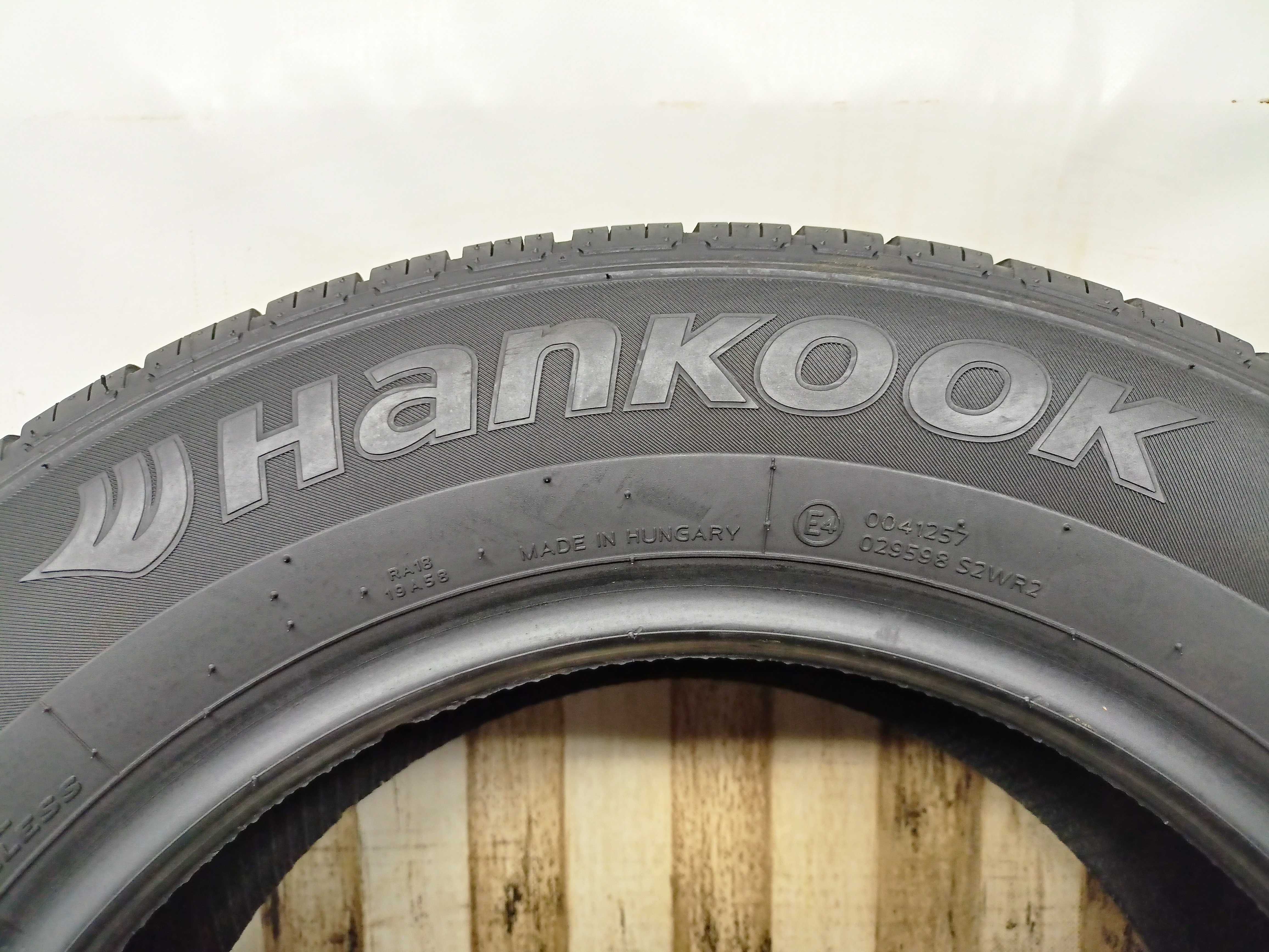 Hankook Ventralt 205/65/16C 23r. 107/105T 2x7,4mm 2x7,2mm (4380)
