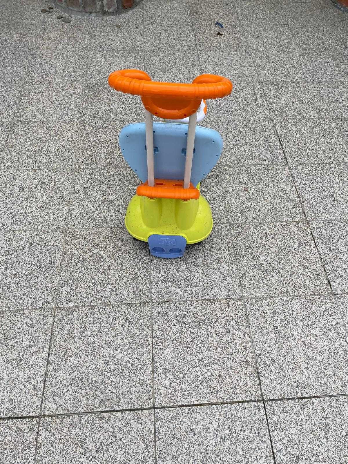 Andador CHICCO Quattro (carrinho de empurrar)