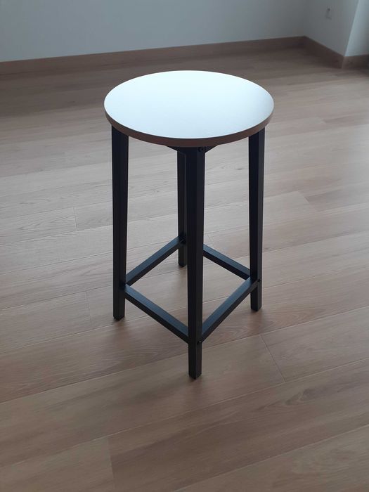 Stołki do kuchni 2 sztuki