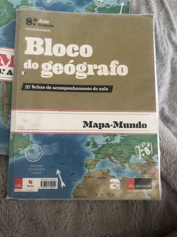 Manual+ caderno de atividades Geografia 8ano