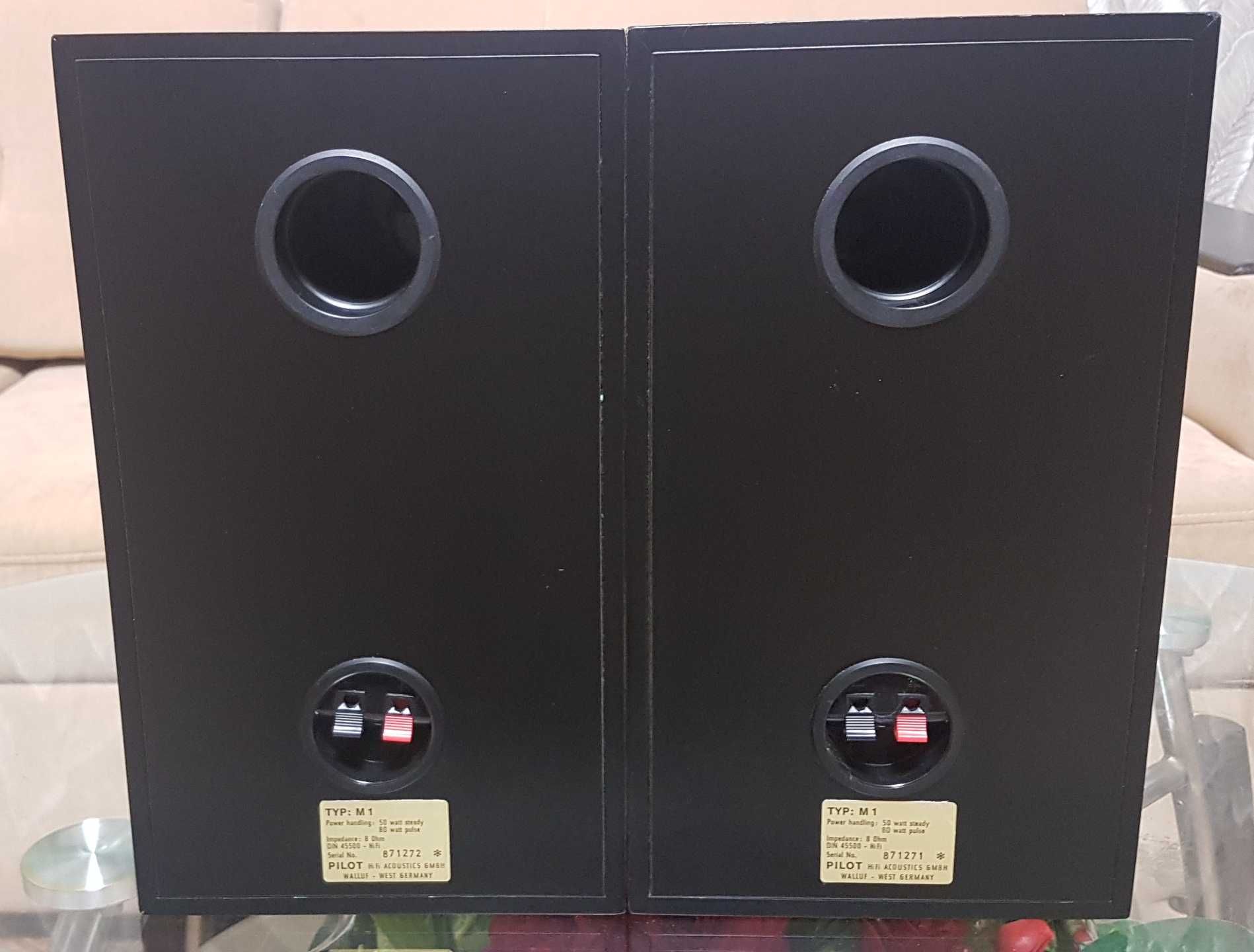 Акустика Pilot M-1 2-Way/Bass Reflex/ Hi-Fi  made in Walluf/W.Germany