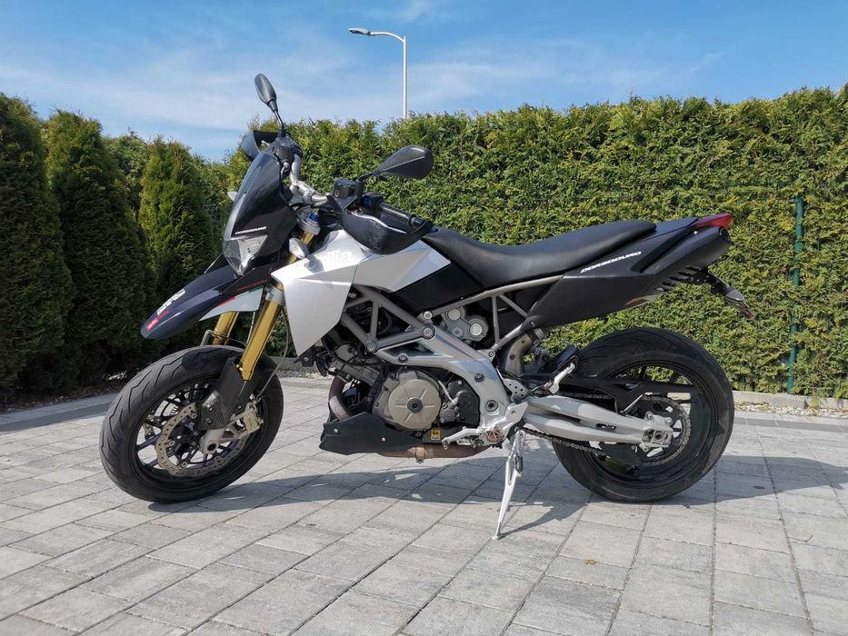 Aprilia Dorsoduro 750