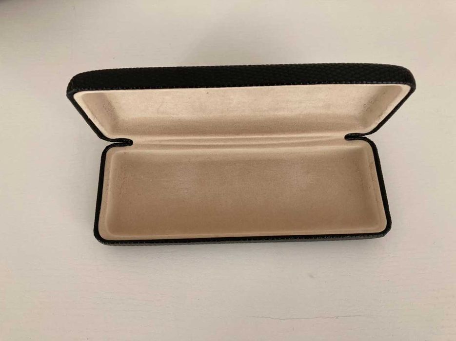 Caixa Óculos Escuros Rectangular