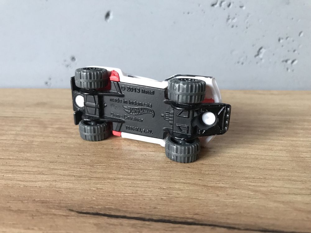 Hot Wheels Dune Crusher