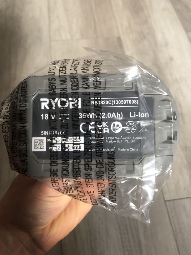 Odkurzacz RYOBI/BATERIA2ah/ładowarka