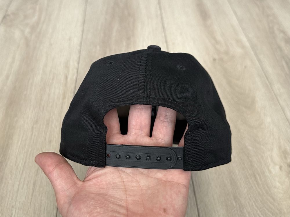 Кепка снепбек New era Sox