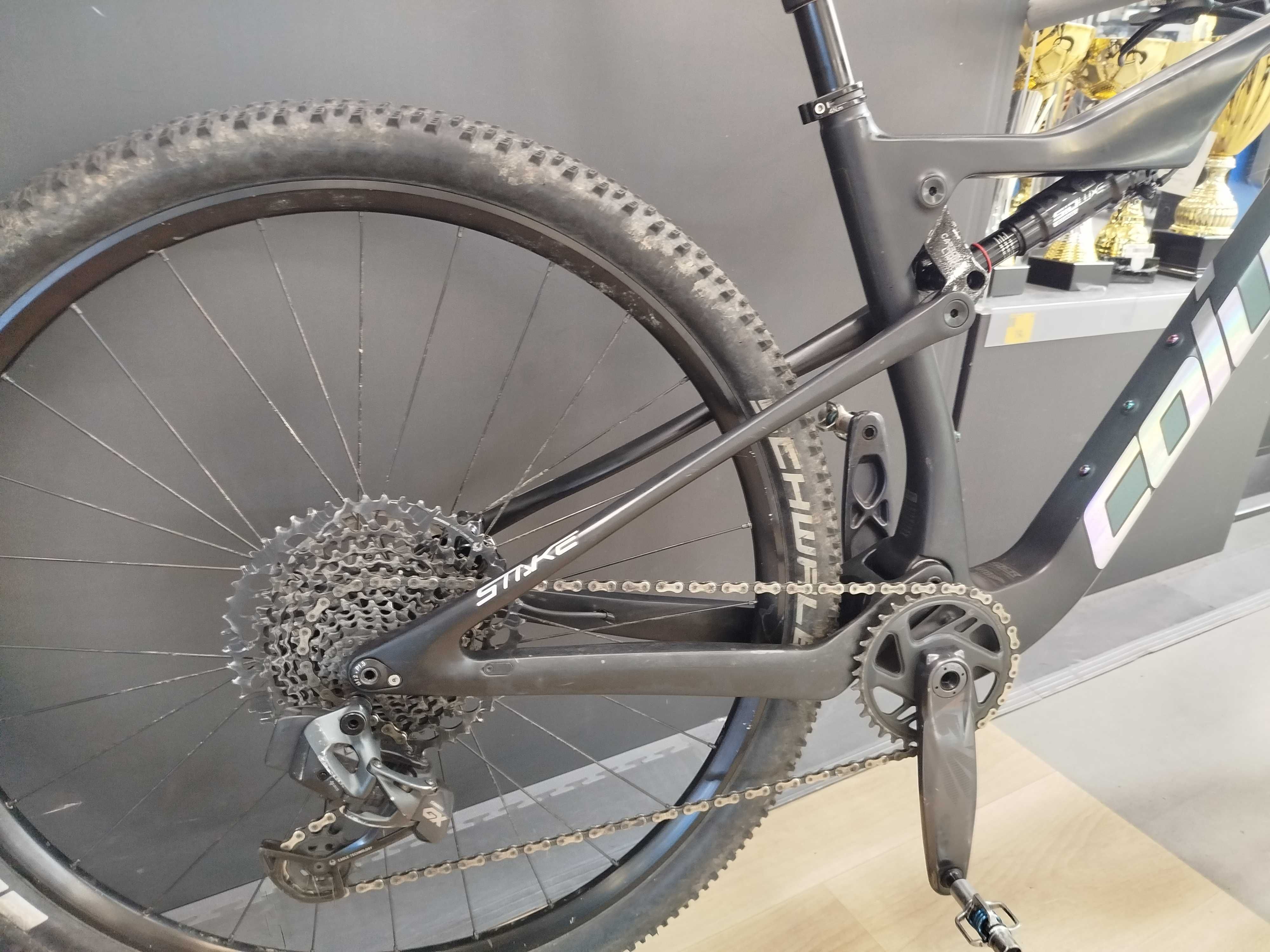 Coluer 6.8  GX AXS COMO NOVA