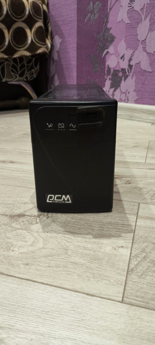 Продам ups YBX . BNT600AP