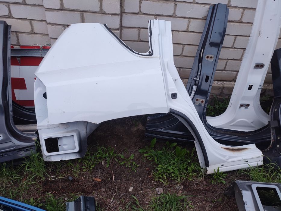 Четверть, крыло на Jeep compass .джип компас 11-16 год