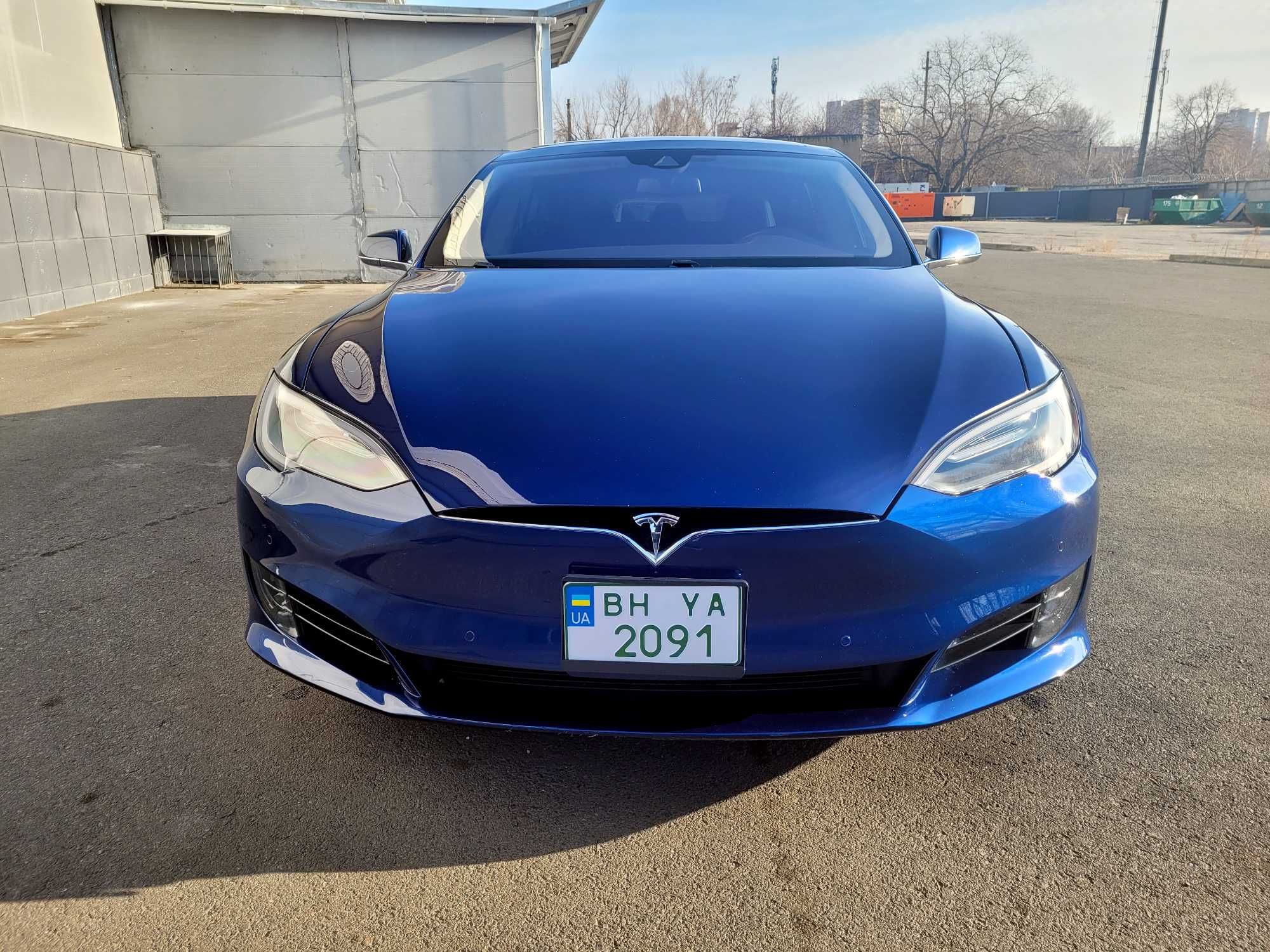 Tesla S 2016 (рест.) 75 кВт, Полный привод. Отличное состояние