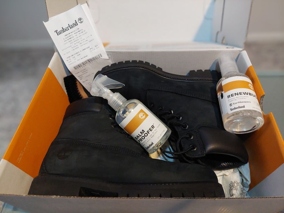 Botas timberland como novas. Na garantia. Oferta dos produtos de limpe