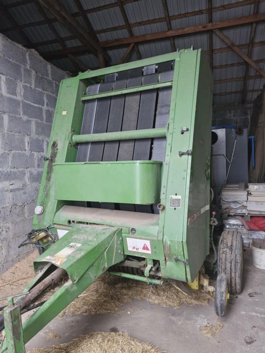 Prasa John Deere 550