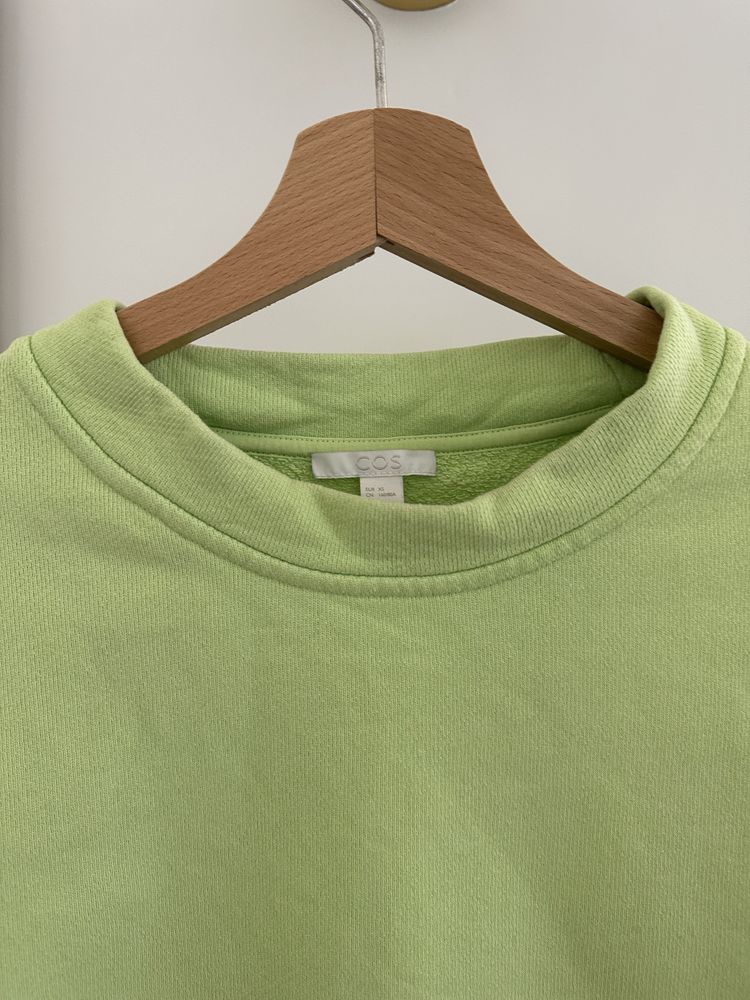 Bawełniana zielona neonowa bluza COS crop top któtka