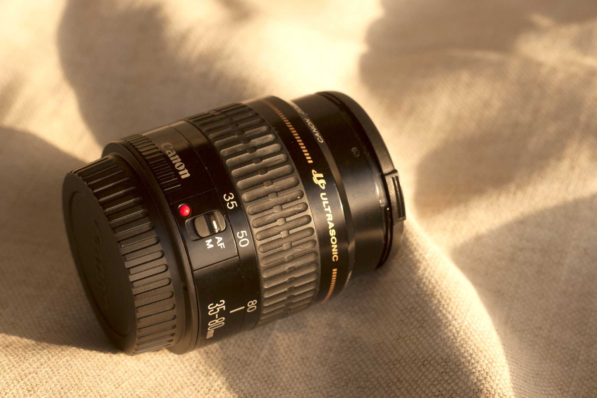 Objetiva Canon EF 35 -80mm 4-5.6 Zoom Ultrasonic- Full frame