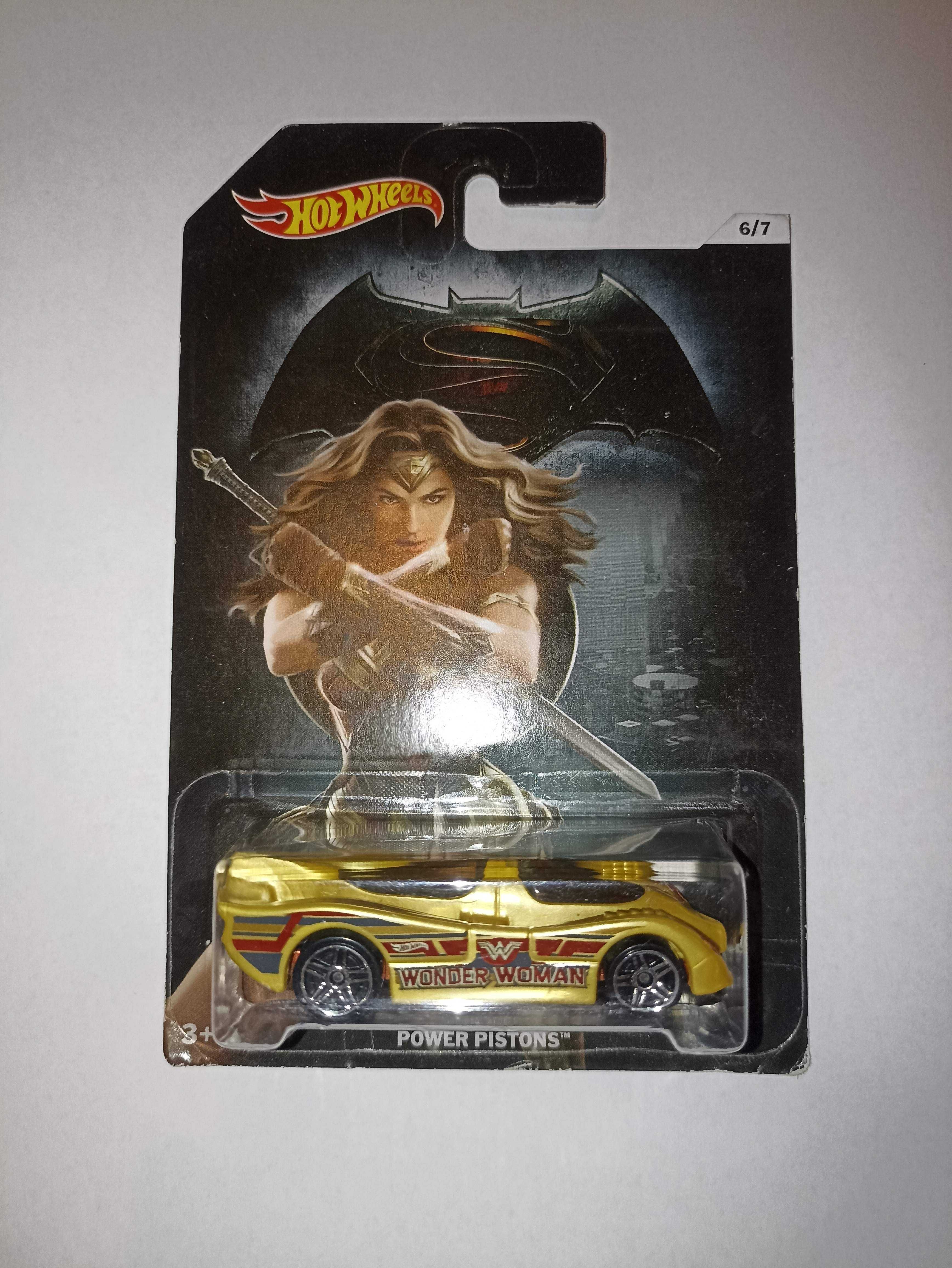 Hot Wheels Power Pistons Wonder Woman Batman vs Superman