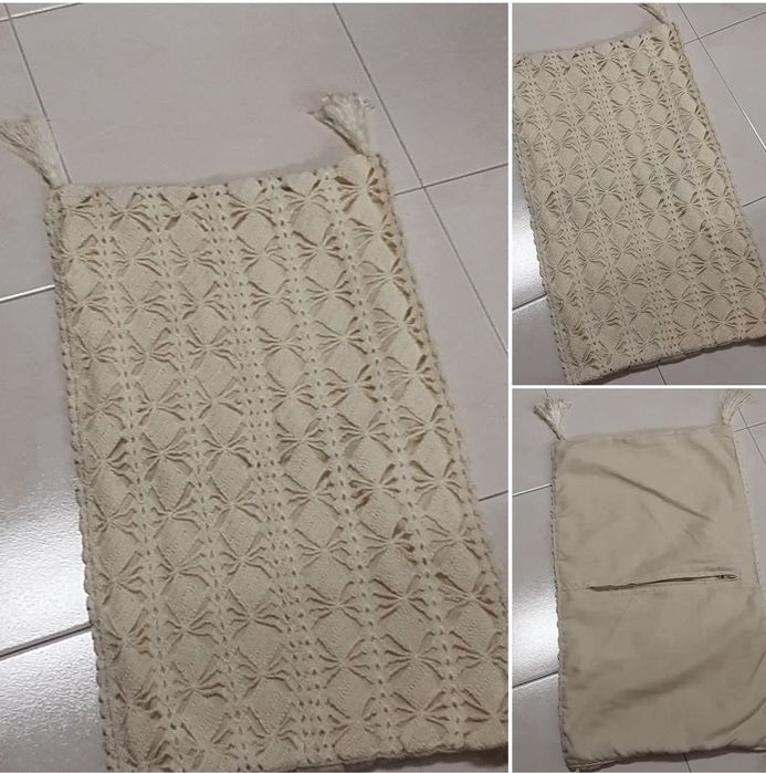 Almofada em croché  com linha de seda comprido