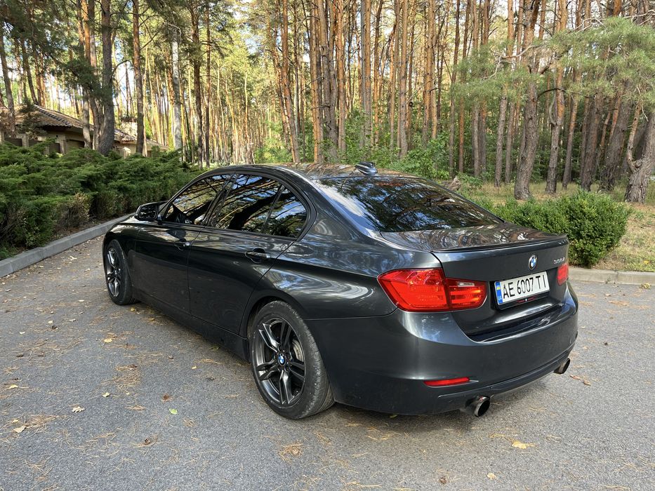 BMW 335I 2012 год