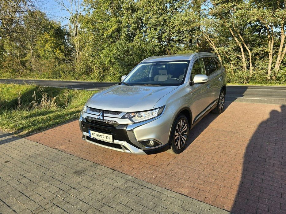 Mitsubishi Outlander Mitshubishi Outlander 2,0 benzynka z automatyczna skrzynią biegów !!!