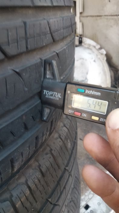 Шины б.у.215/65/17 Пирелли, Румыния