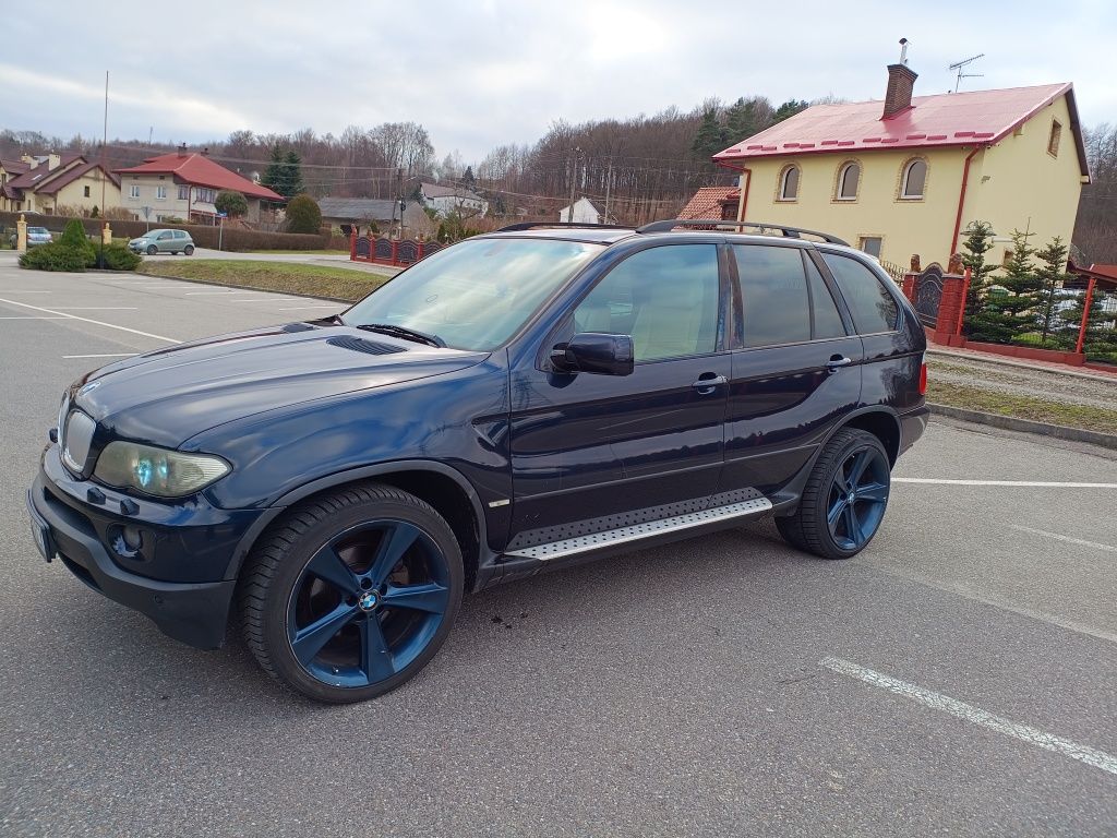 BMW E53 polift na felgach 21cali 300KM