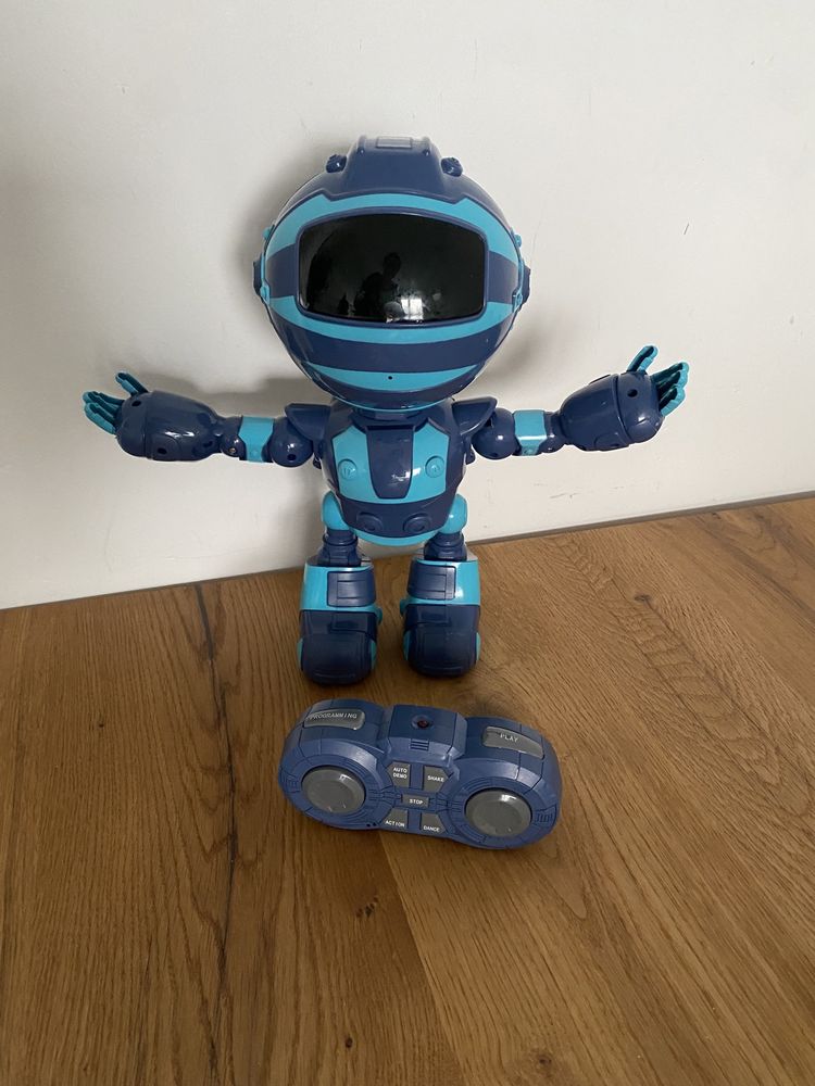 Funny Toys for Boys, robot zdalnie sterowany, zabawka interaktywna