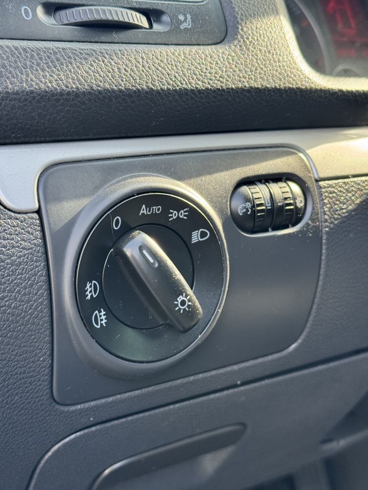 Продам Volkswagen Golf V MPI