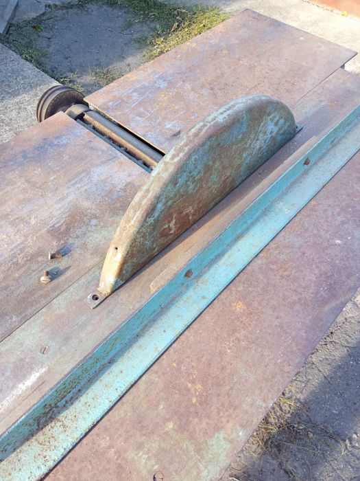 Деревообробний станок