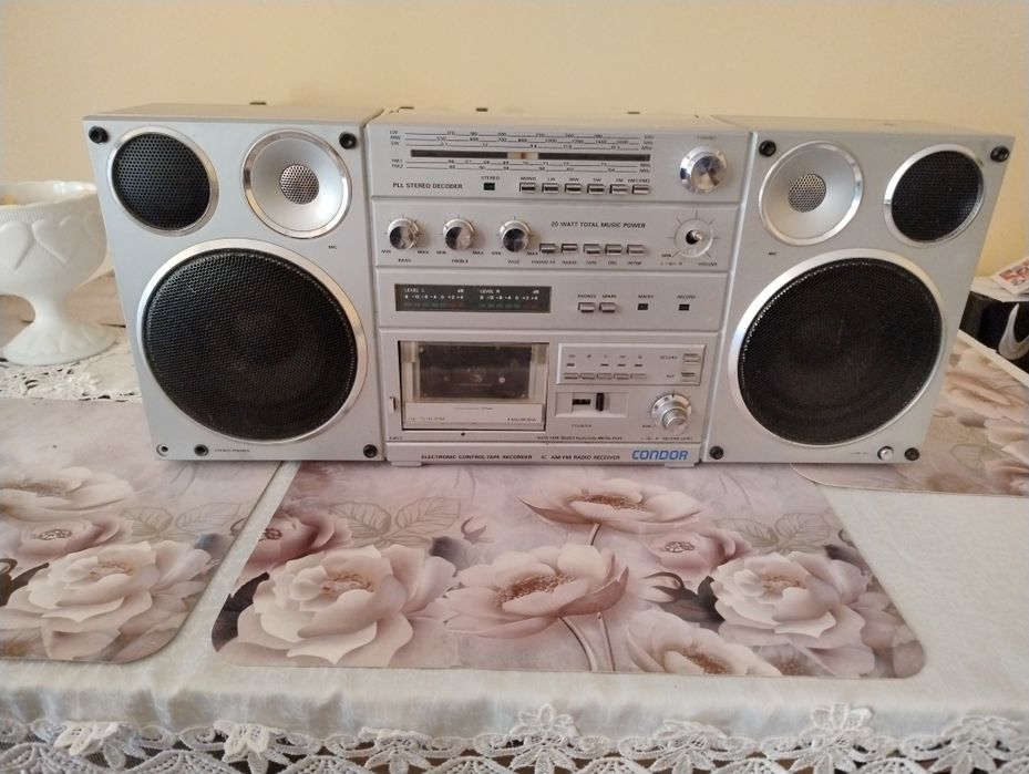 Radiomagnetofon "ISP STR-421"