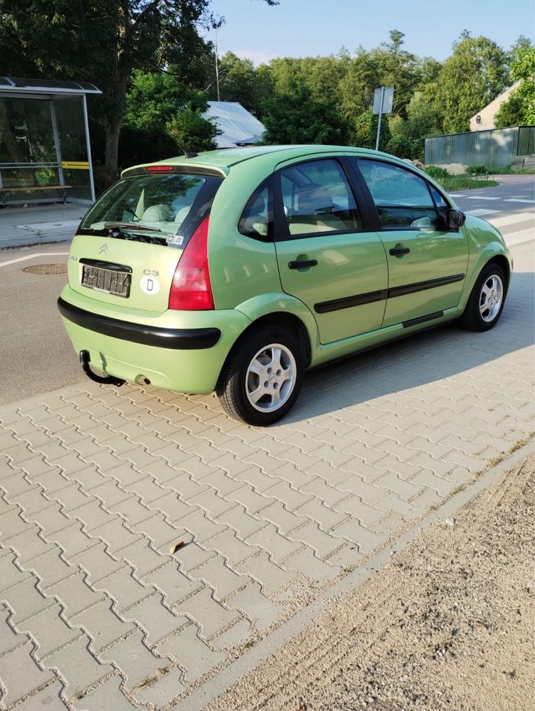 Citröen C3 1.2 klimatyzacja sprawna nowe hamulce rozrząd