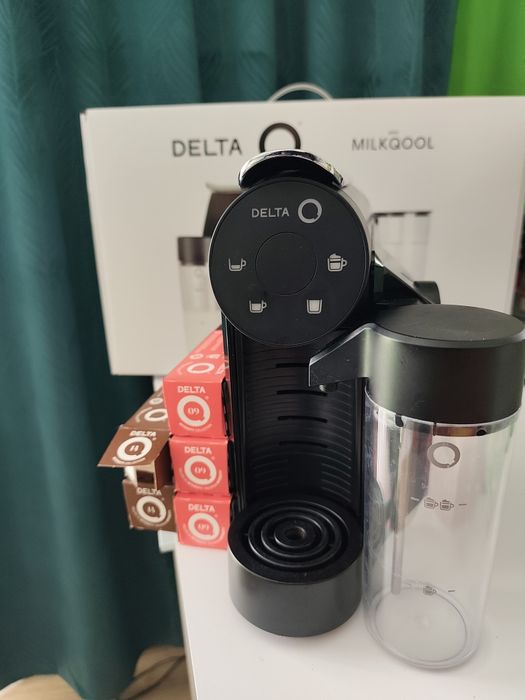 Ekspres Delta Q Mini Milkqool + kapsułki