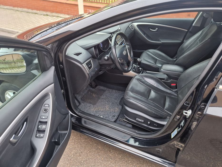 Hyundai i30 Skóra Nawigacja Klimatronik  kamera cofania