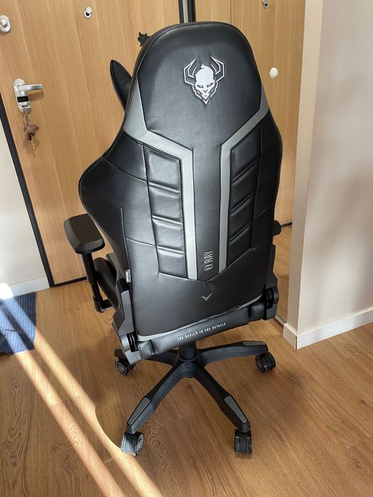 Krzesło fotel diablo DIABLO CHAIRS X-Ray Normal Size Czarno-szary