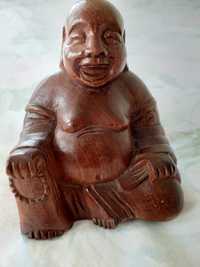 Деревянная статуэтка будды