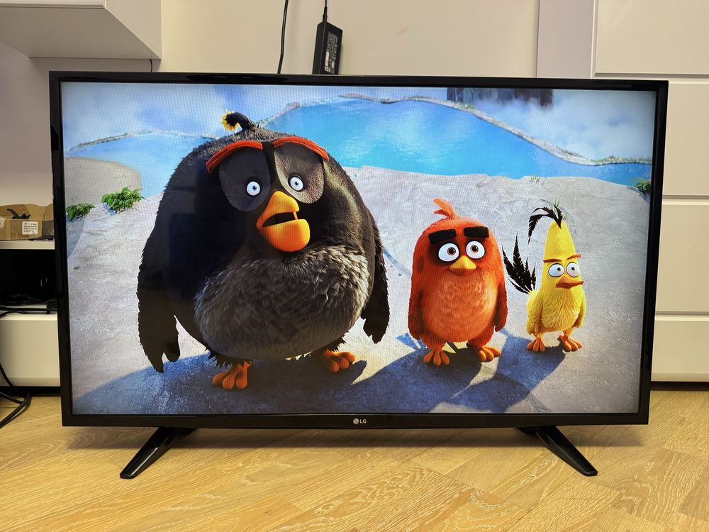Телевізор LG 43LF510V / SMART GTX-R2i / Full HD
