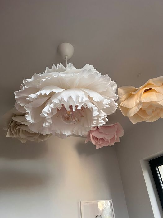 Papierowa lampa kwiat ręcznie robiona