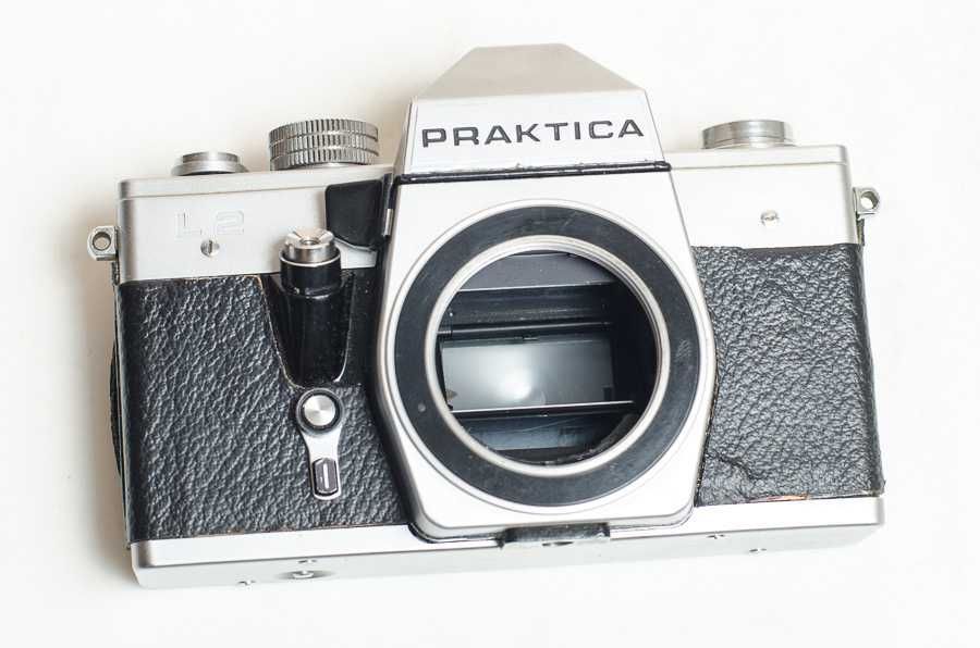 Плівковий фотоапарат-дзеркалка Praktica L2 робочий