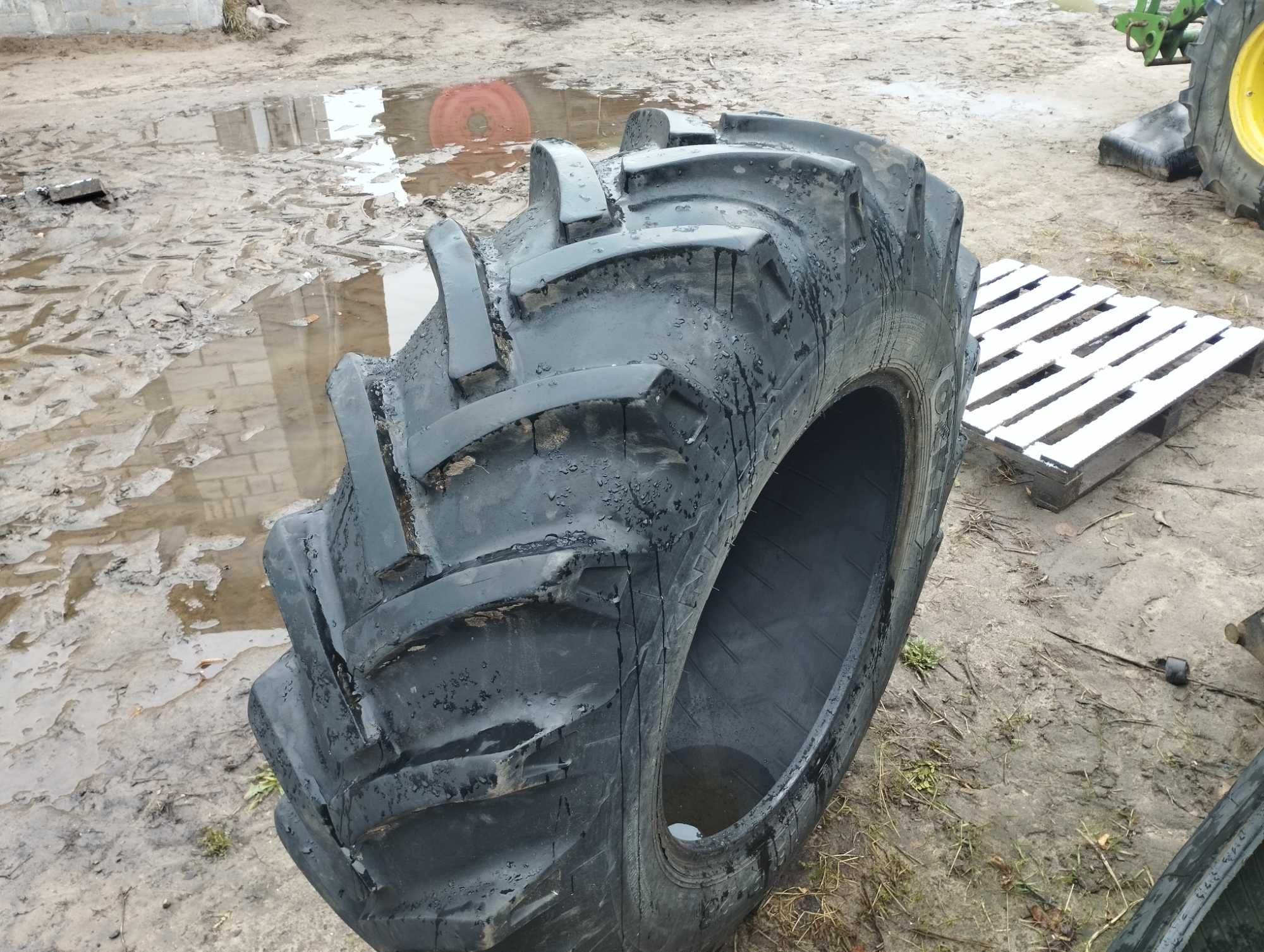 Opona OZKA 16.9 r 28