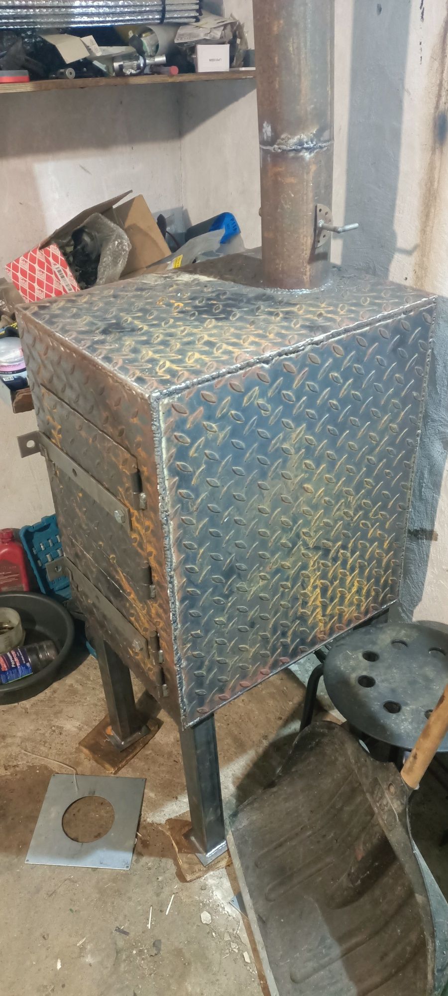Продам буржуйку практично нова