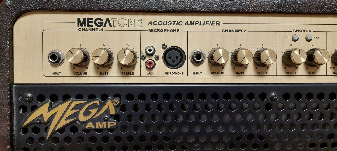 Wzmacniacz do gitary Mega Amp AC-60R