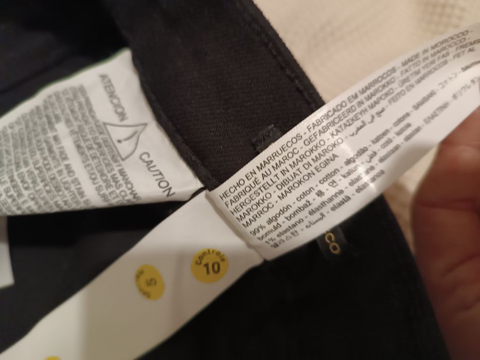 Spodnie jeansowe jeansy z rozcięciami rozcięcia r. 40 Massimo Dutti