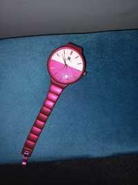 Zegarek na bransoletce rozowy