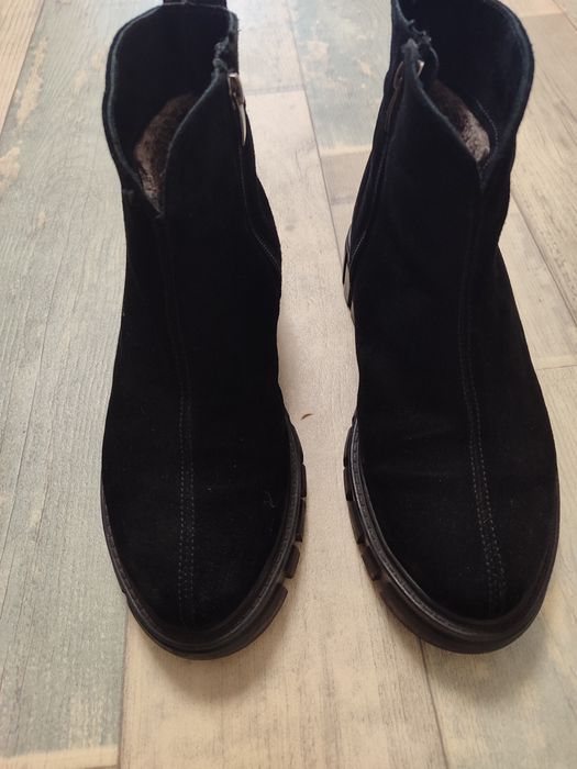 Зимові замшеві  черевики 39р. Жіночі шкіряні ботинки, замшеві чоботи