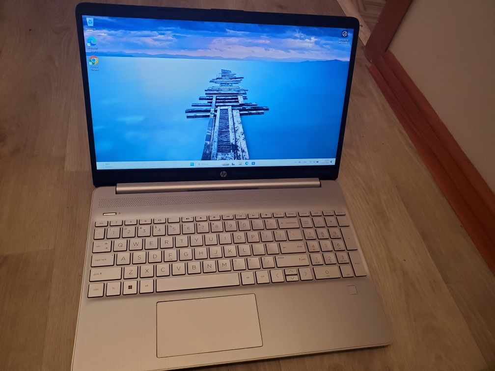Современный Ноутбук HP 15.6  i3-1115G4  12GB ddr4/256SSD