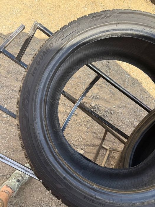 Шины БУ 225 45 R 18 Yokohama ice guard 60 комплект зима
