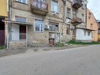 Продаж комерційного приміщення 122м2 ЦЕНТР вул. Підвалля м. Дрогобич