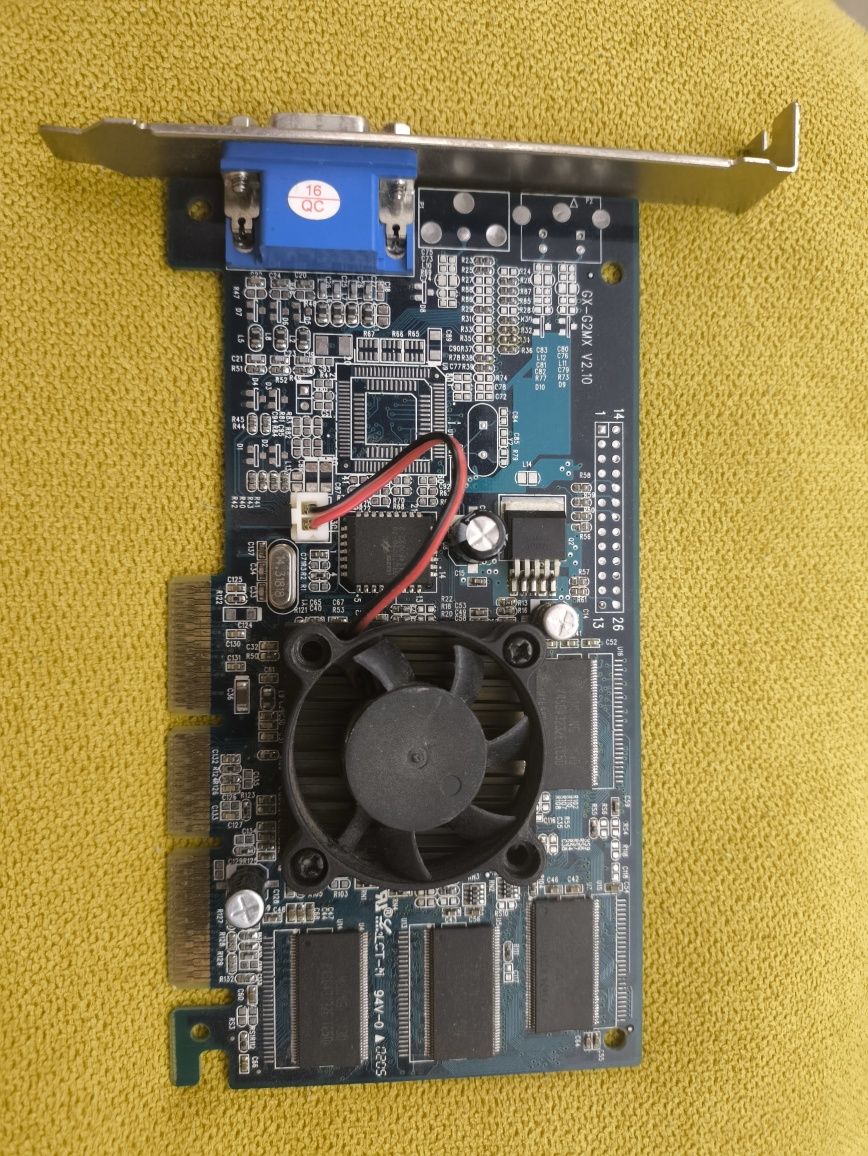 Видеокарта GeForce2 MX-400 32Mb SDR работоспособность неизвестна раньш