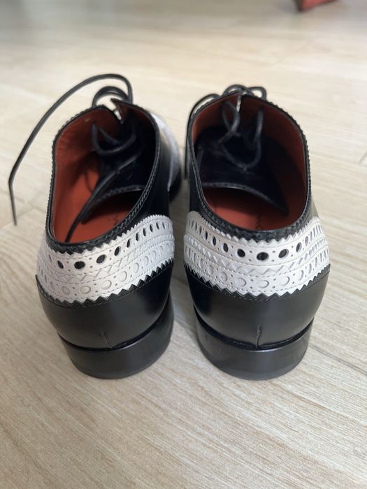 Розпродаж туфлі Santoni