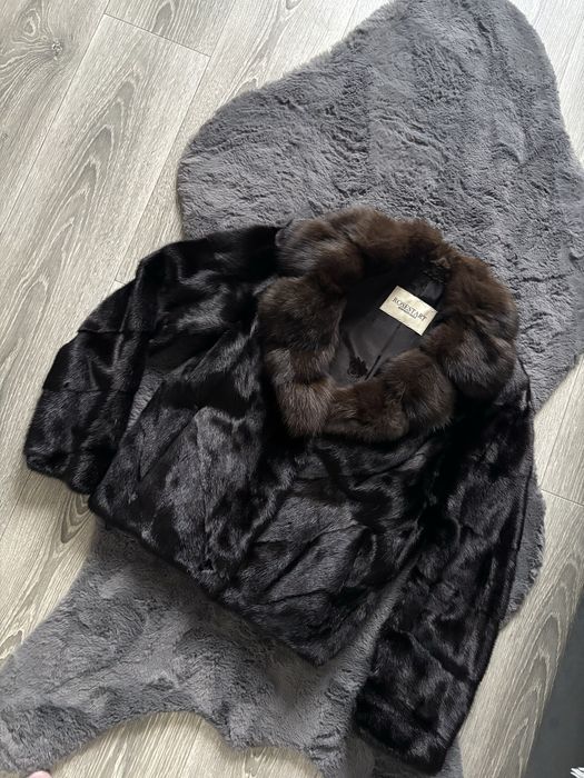 Норкова шуба з соболем автоледі